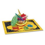 PLASITILINA CUBO - 6 PASTILLAS PEQUEÑAS, 3 ESPATULAS, MOLDES Y 1 TAPETE