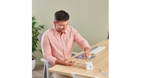 TOMA DE CORRIENTE CUBICO MULTIENCHUFE 3 PUERTOS (230 V), 1 PUERTO USB-A Y 2 PUERTO USB-C CABLE DE 2 MT BLANCO - FELLOWES