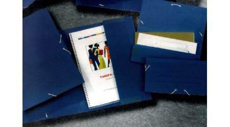 CARPETA GOMAS CARTON AZUL FOLIO SENCILLA MARIOLA